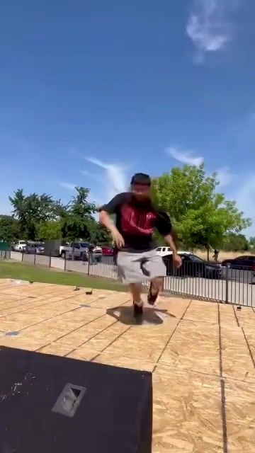 @isaac_dances
