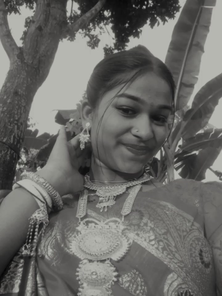 @দুষ্টু মেয়ে মিষ্টি হাসি 🥰