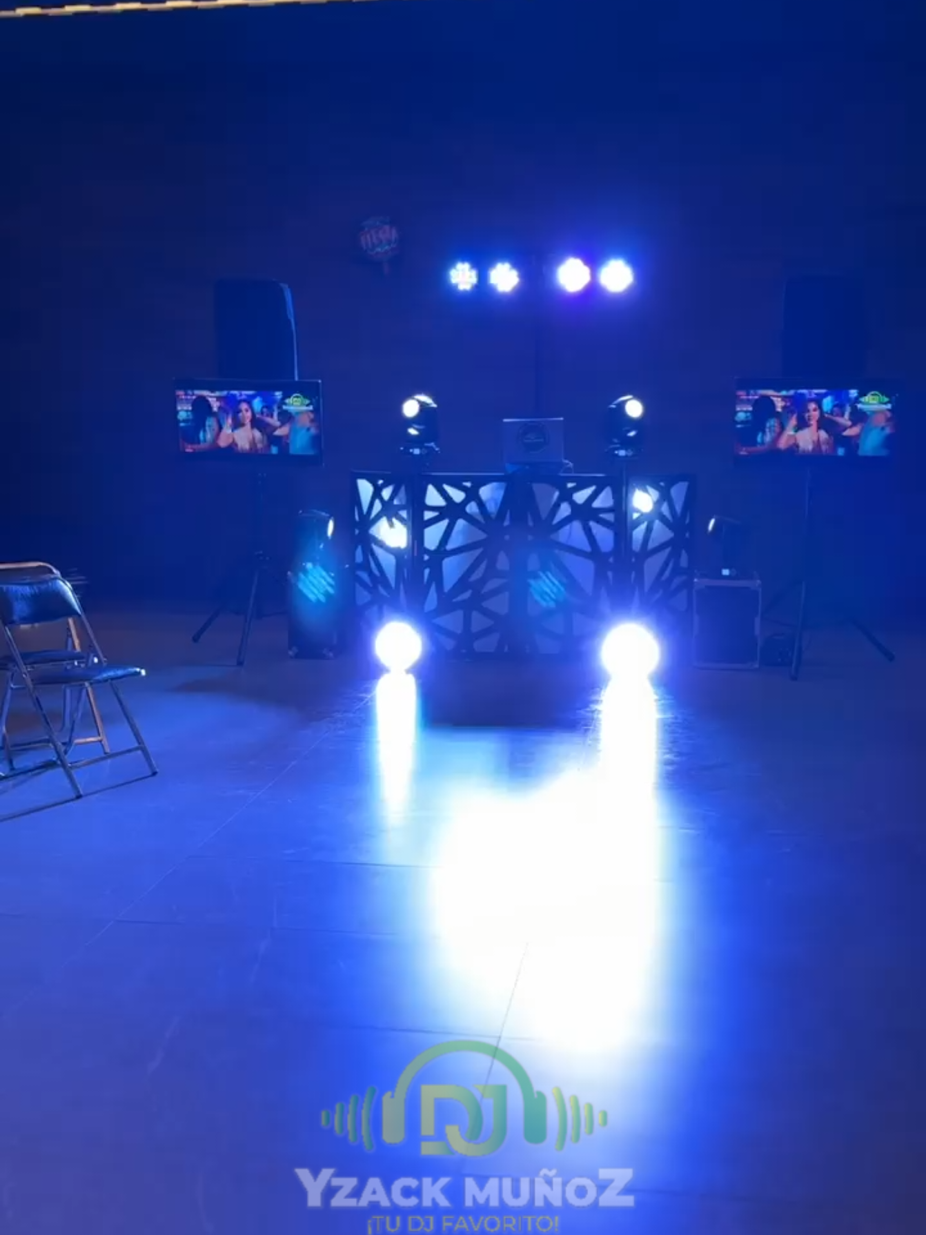 @Dj Yzack Muñoz