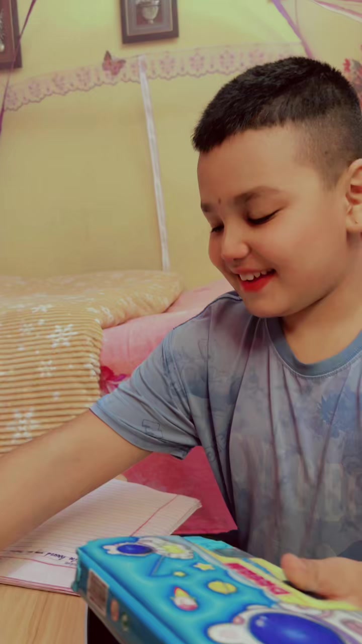 @Krisaaya