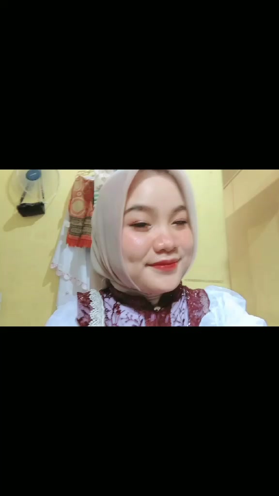 @Dewi_wd🦭🍜