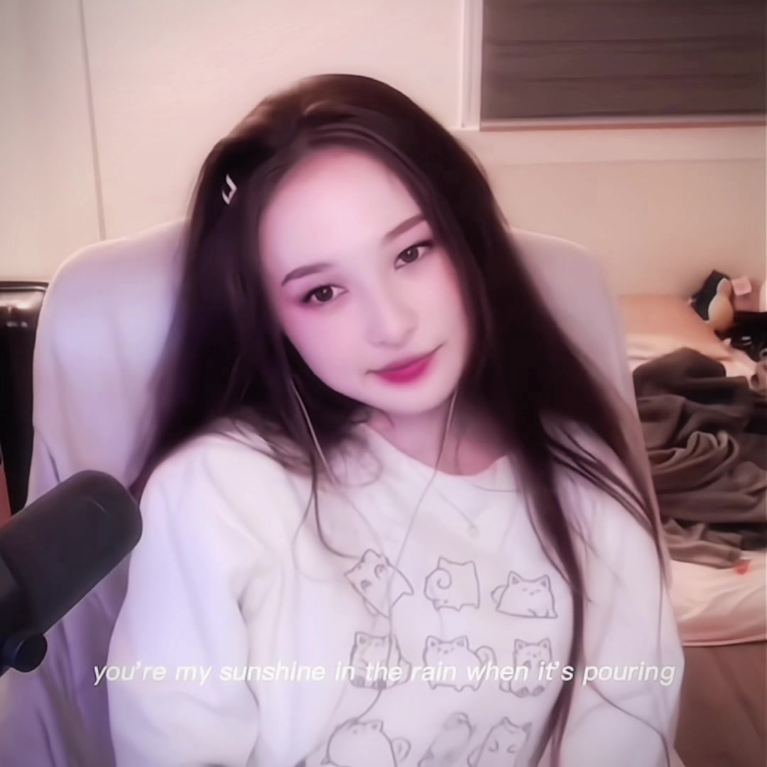 @୨୧ zzztinakitten