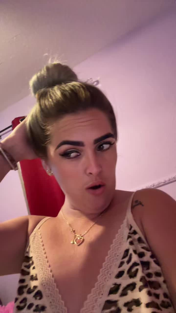 @lesliengomez2