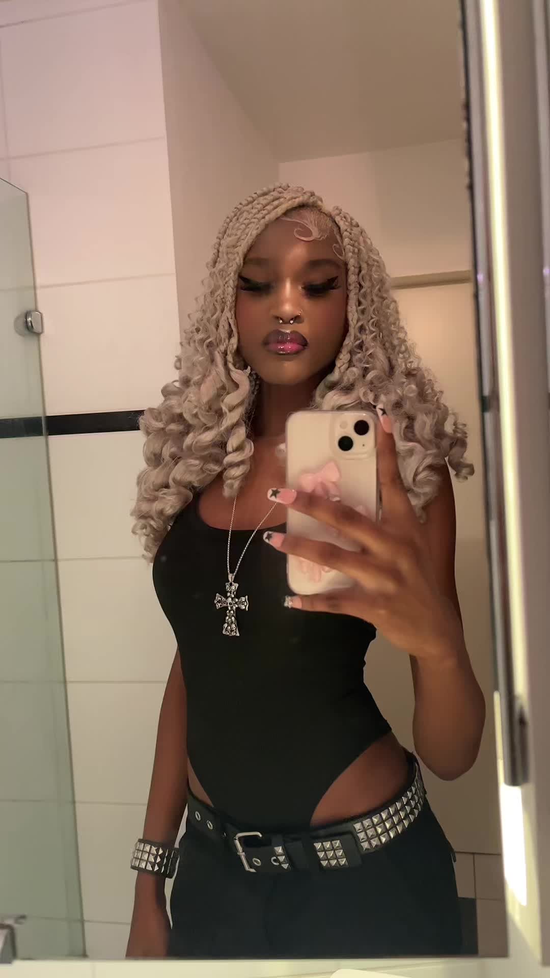 @Gigi 🦇