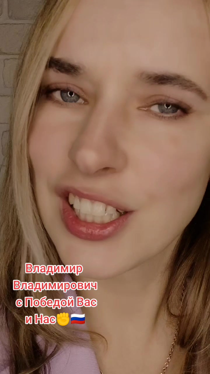 @🦊