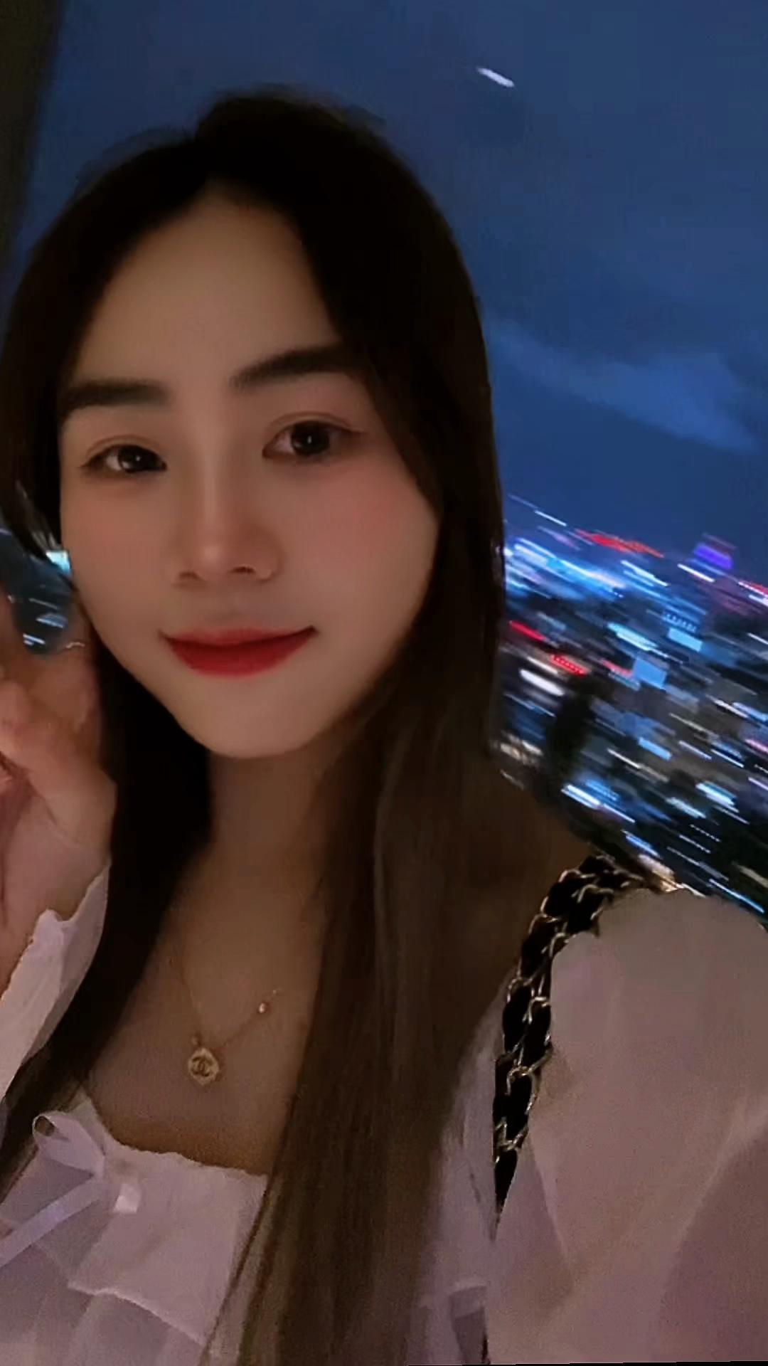 @梁清环 ❤️🇻🇳🇯🇵🇰🇷