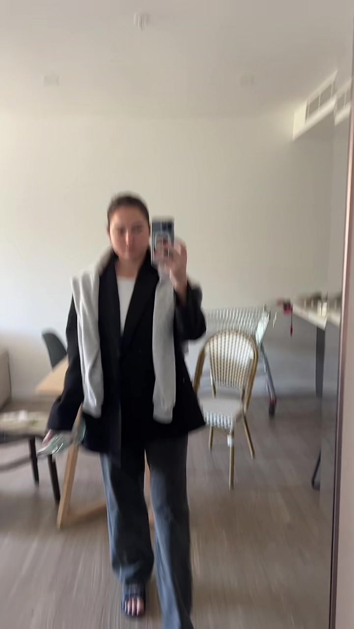 @ellieranaway