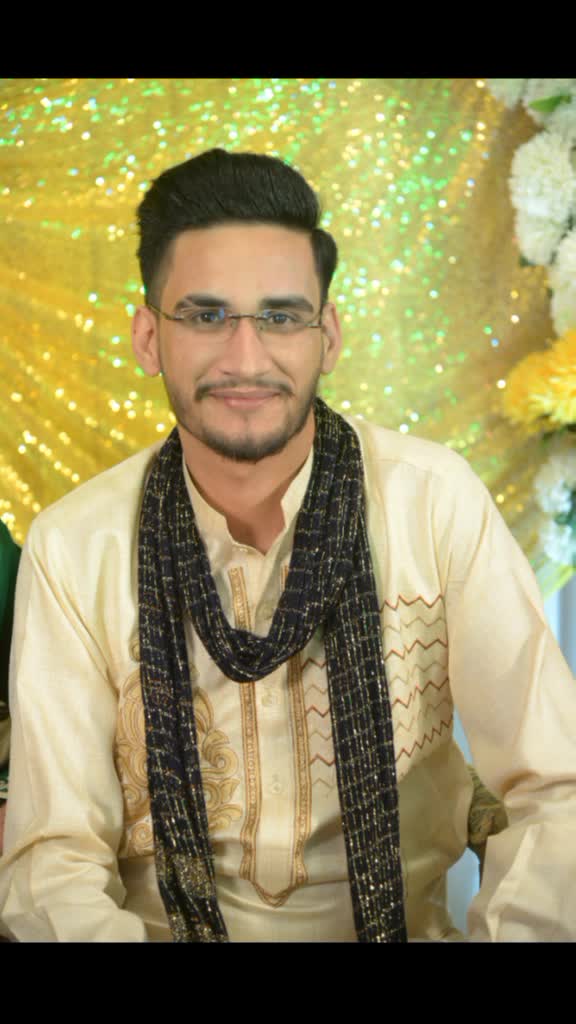 @khana zada ❤🖤