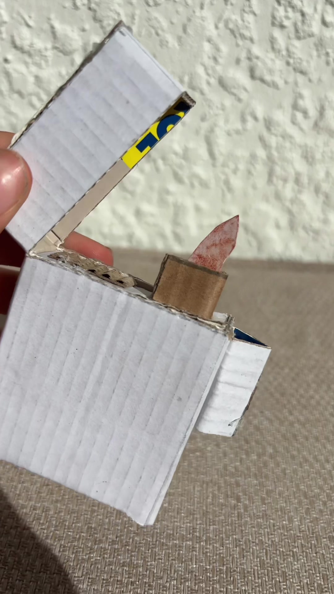 @Cardboard.Craftss
