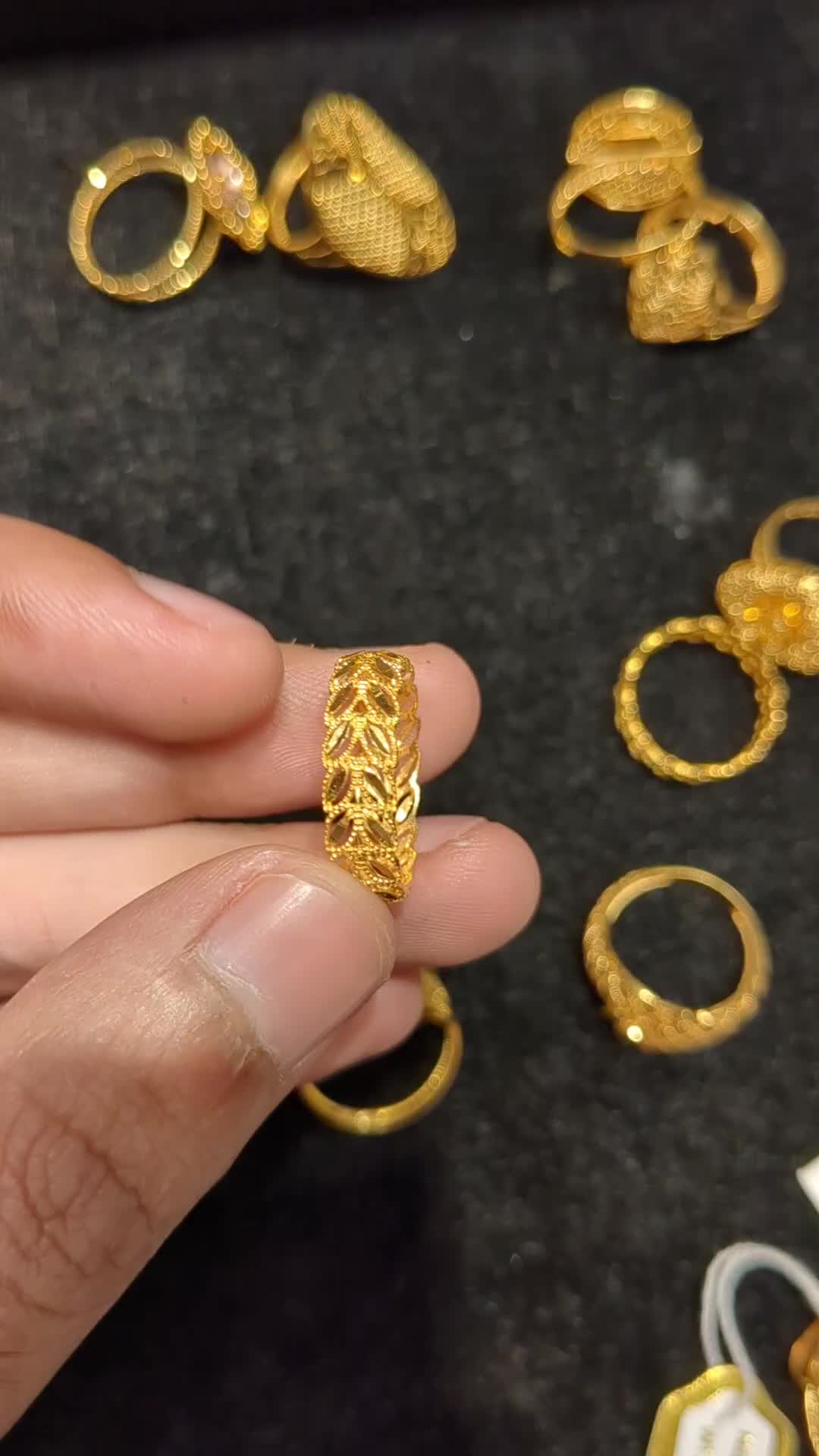 @Ana Jewellers
