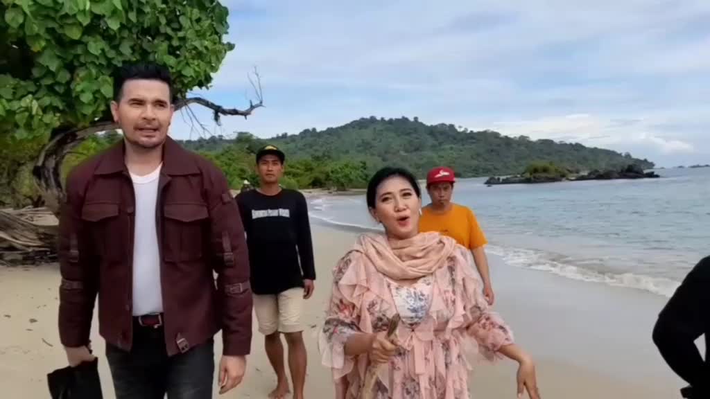 @Tour guide Geopark Ciletuh