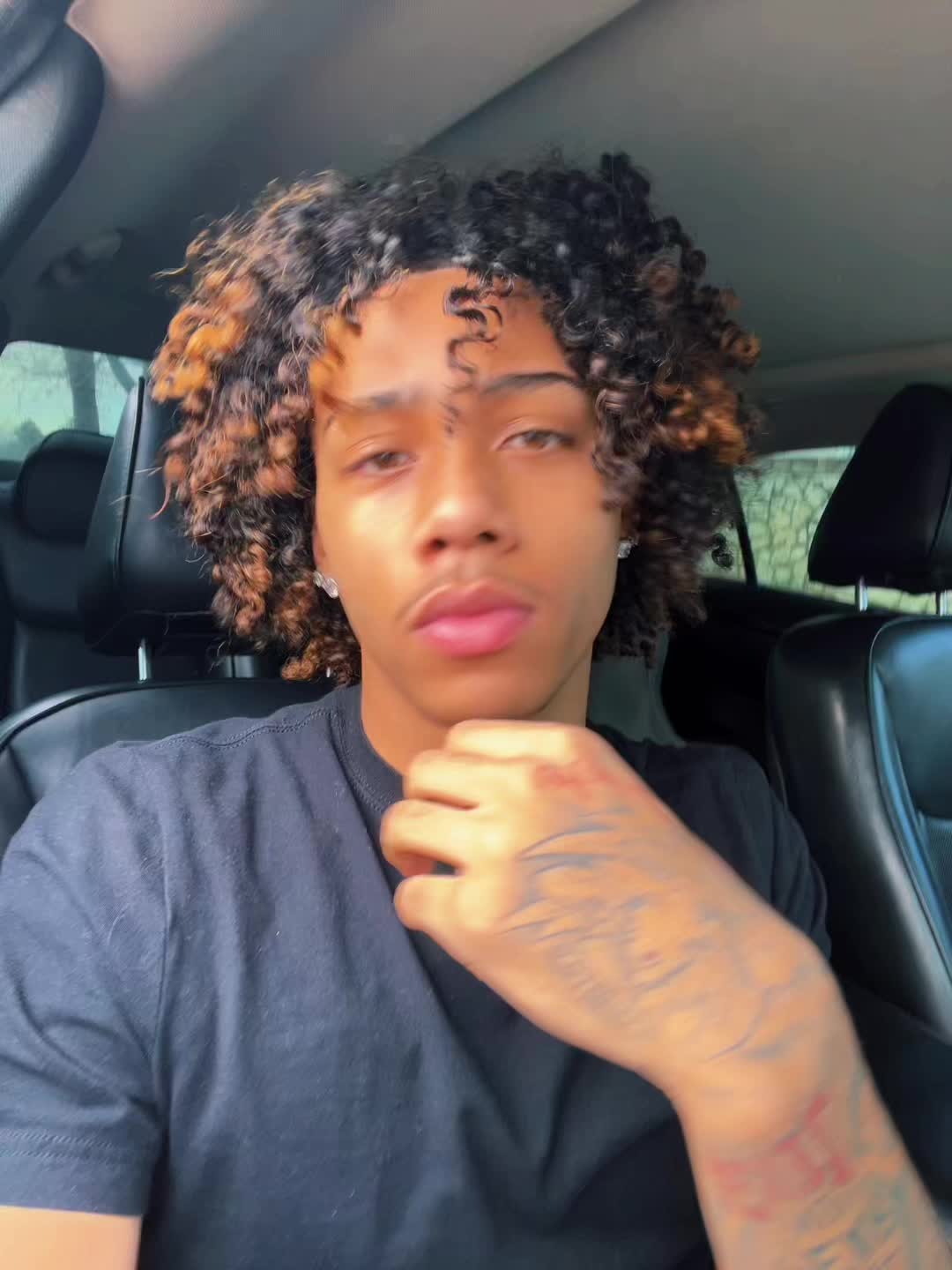 @idk✞ᵕ̈