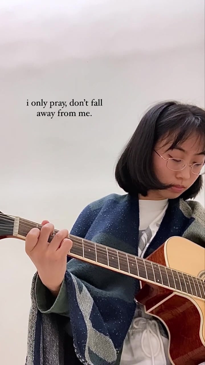 @angie ⋆˙⟡