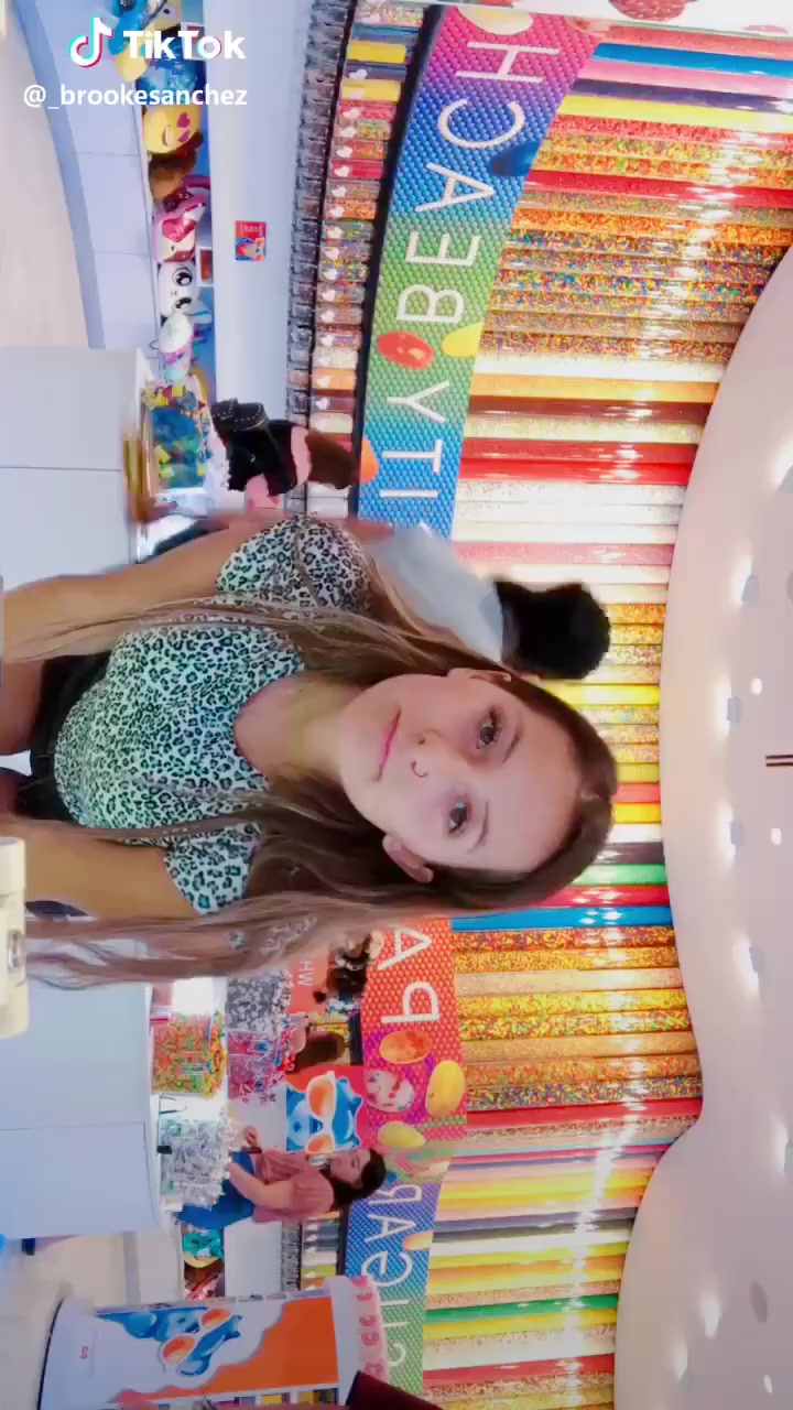 @Brooke/online!