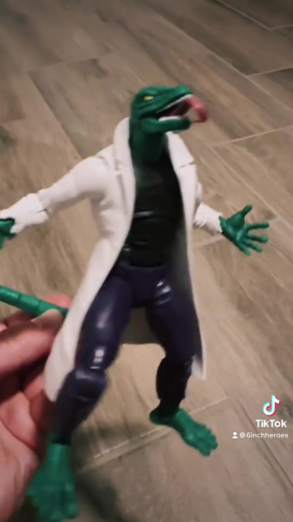 @6InchHeroes
