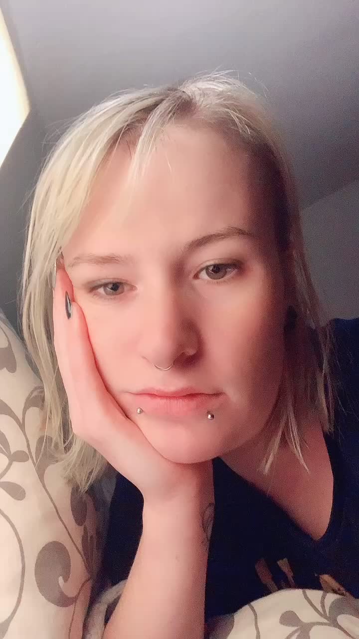 @AnneNeedsSpace