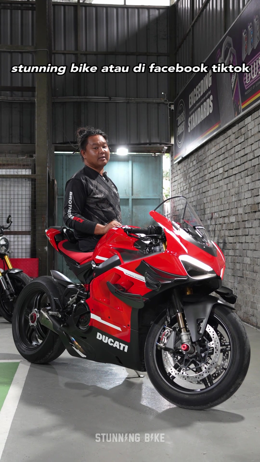 @Stunning Bike