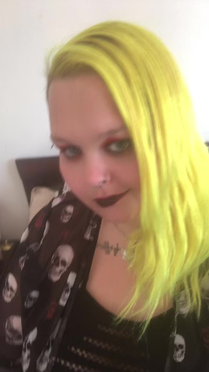 @brattygirl30
