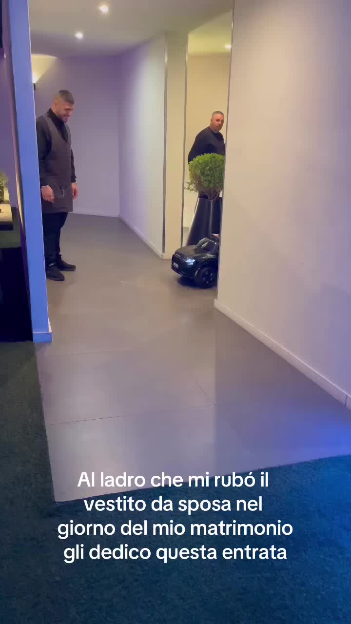 @Maria Rosaria Cop369