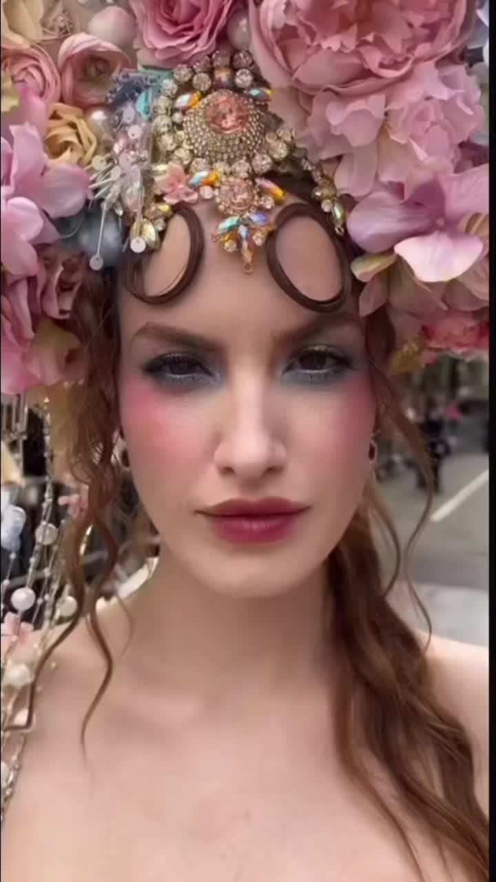 @Nikol&eacute;na