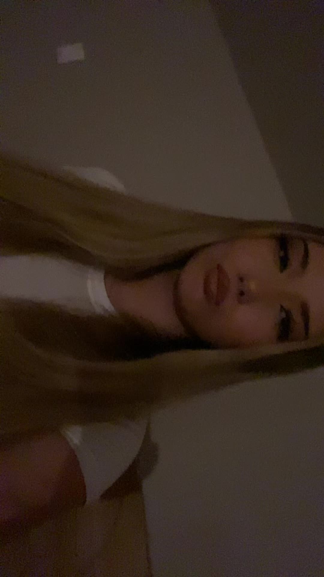 @lenkaa