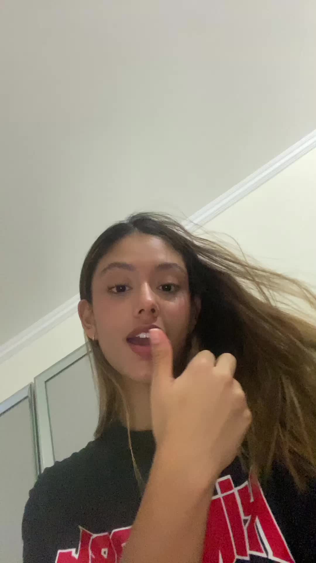 @IG: pamela_flores_x