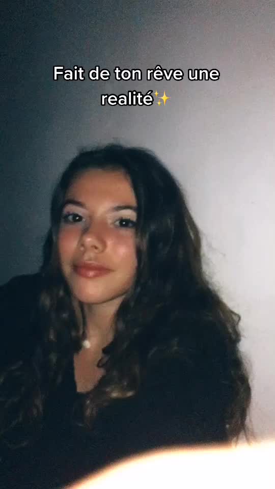 @lãūrä 👑