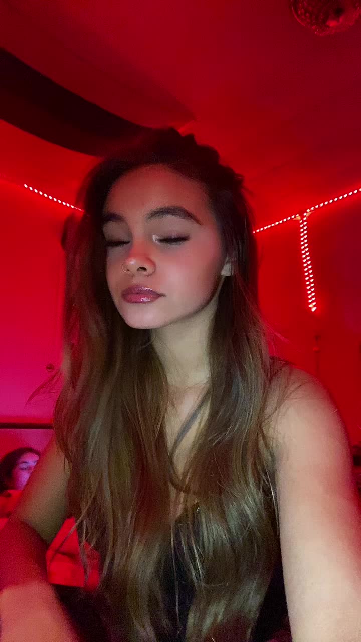@HaiHai