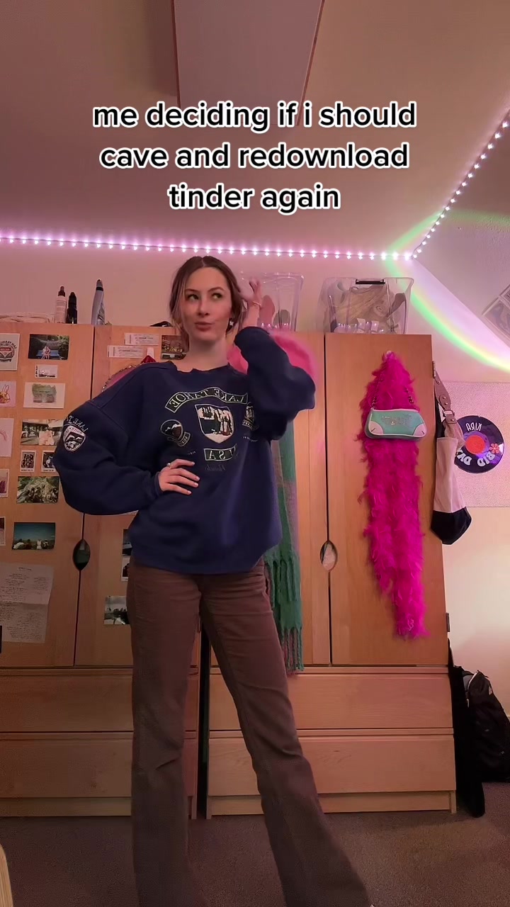 @laineydotbainey