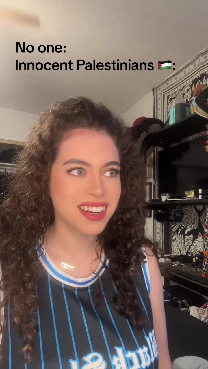 @danielletoback