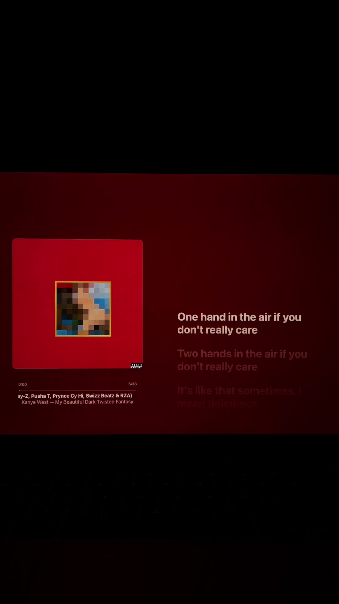 @🎧