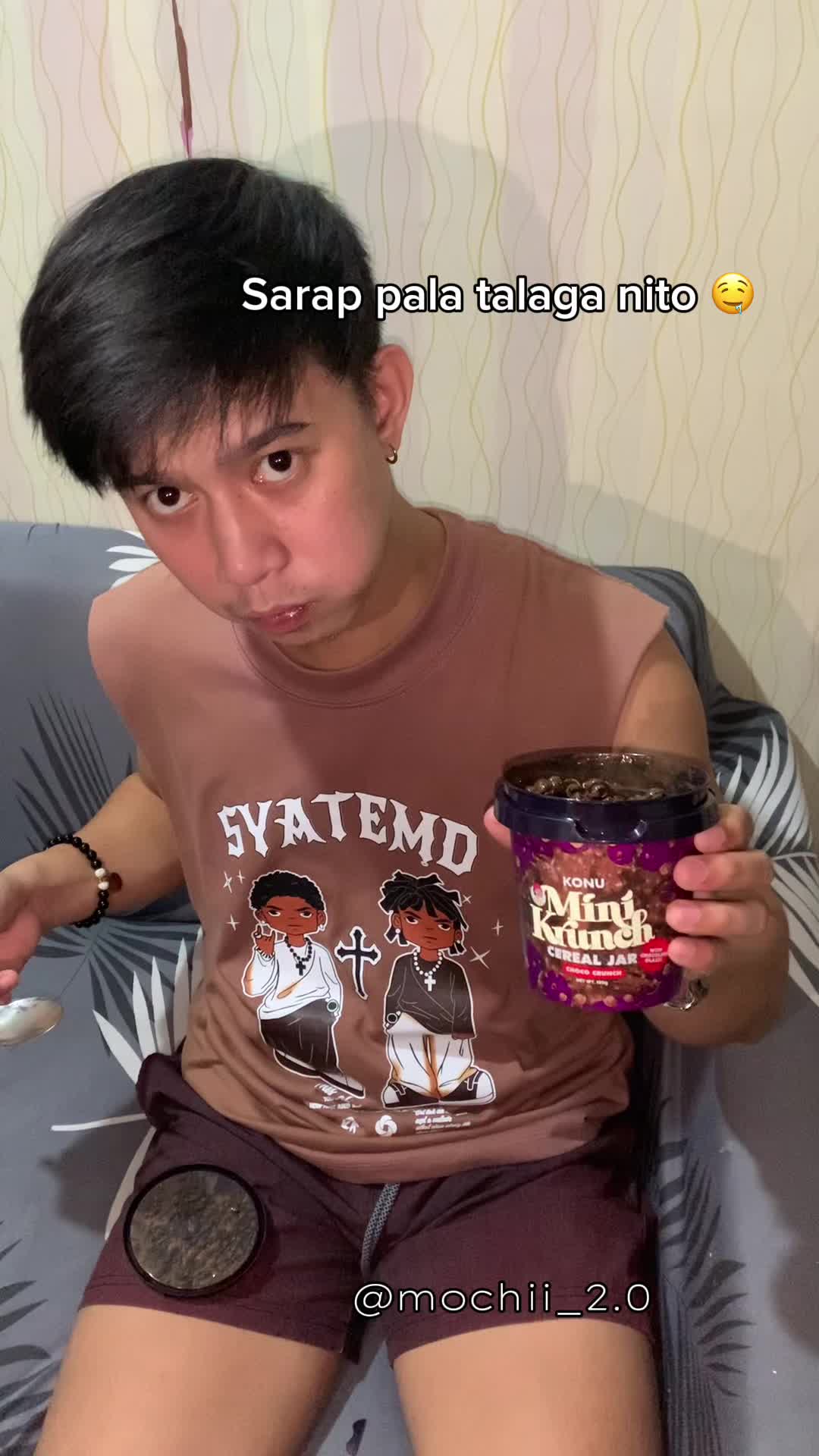 @Mochiii