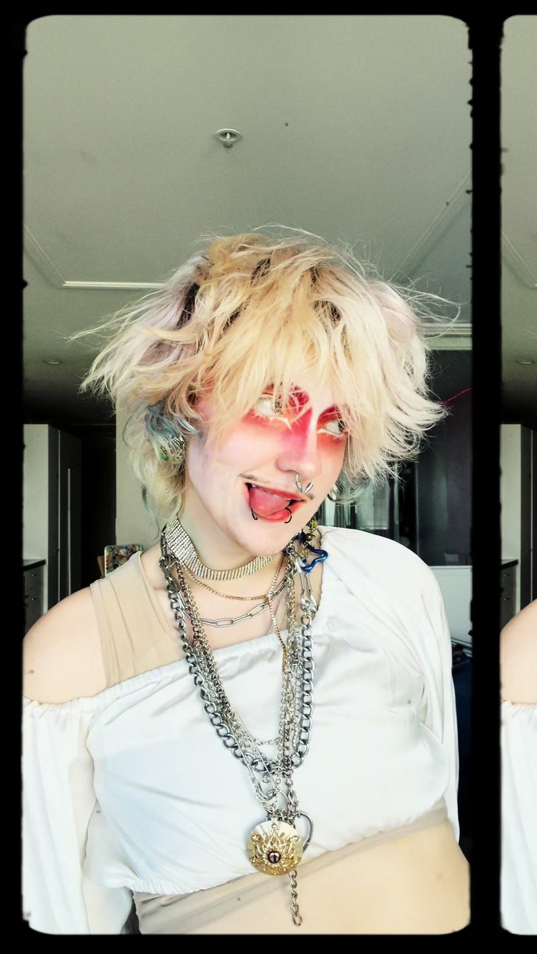 @Prince Twinkubus! 🍓 (Mars)