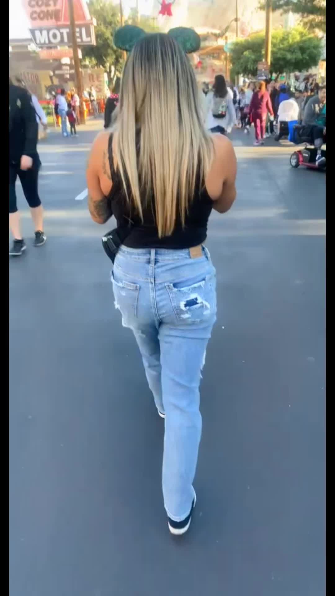 @PrincessKatXO