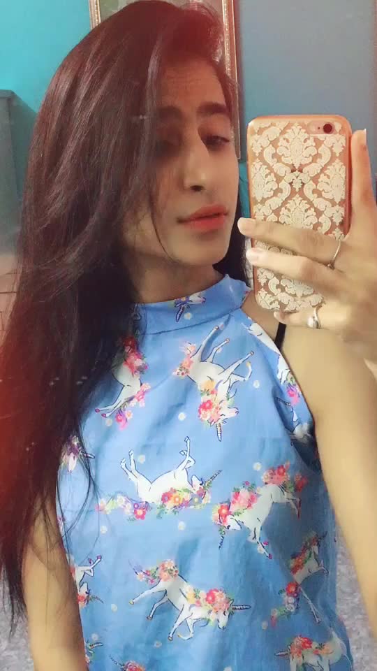 @komal🌈🥀