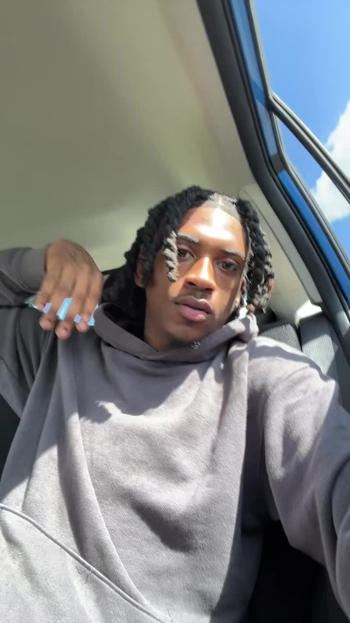 @Tboyyfrmmn