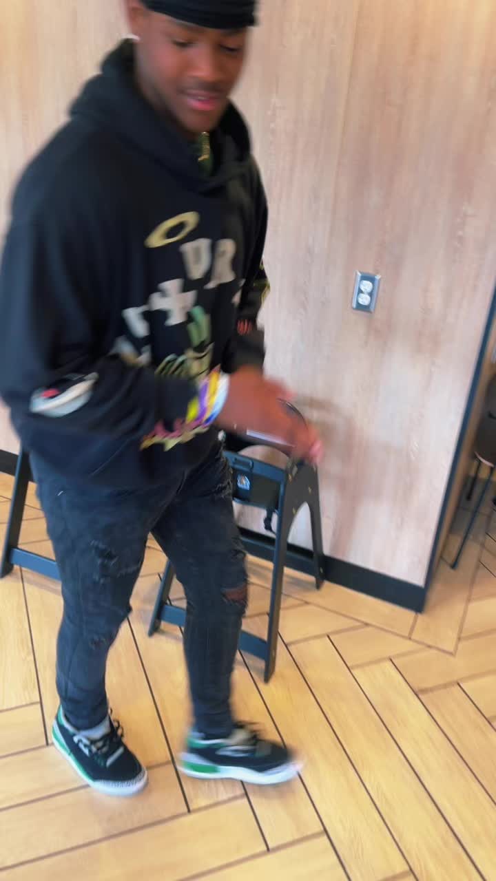 @CantTalktoEli