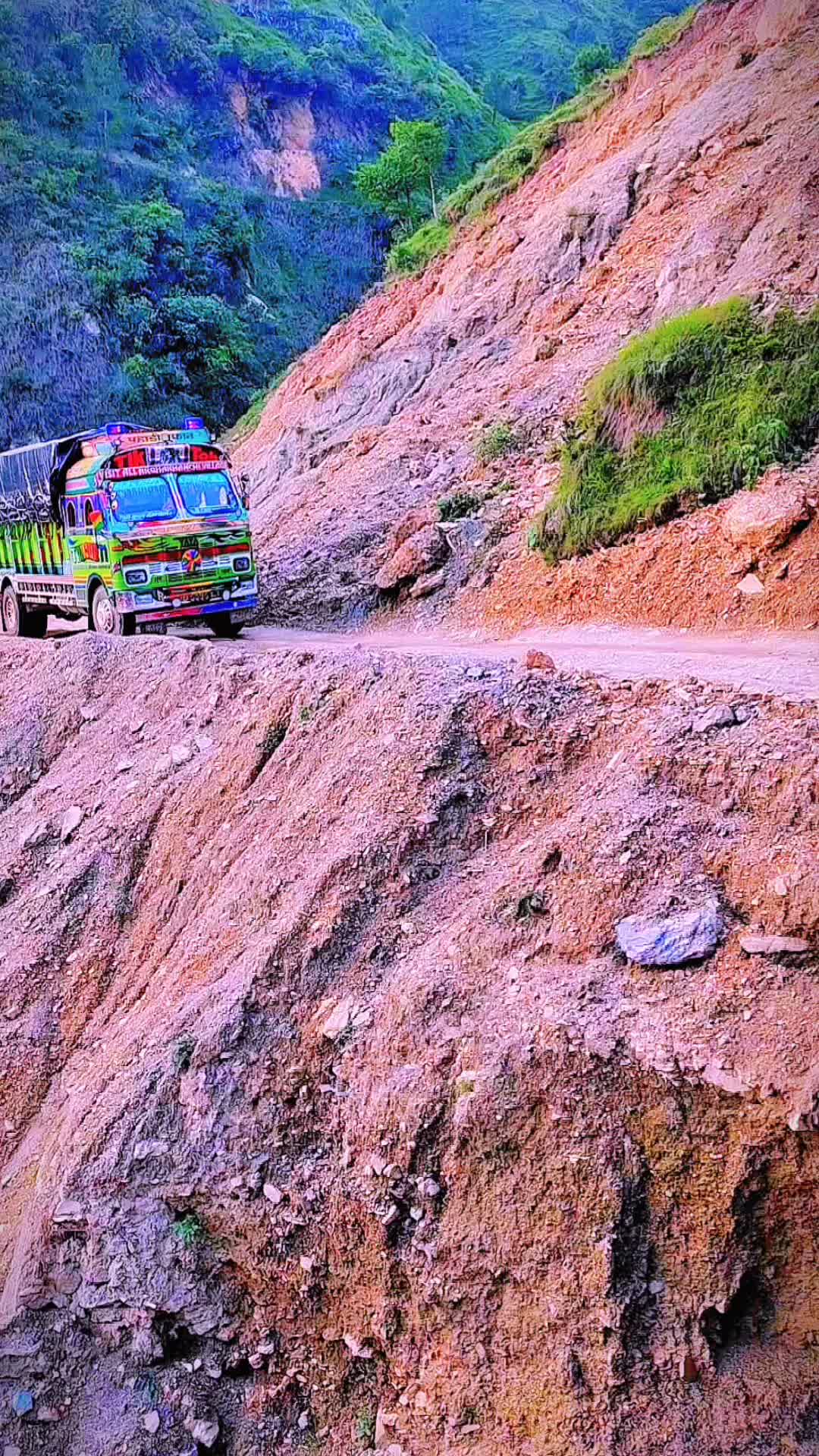 @नरिसाउनु ल गिप्ट छैन