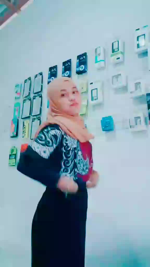 @Sintia