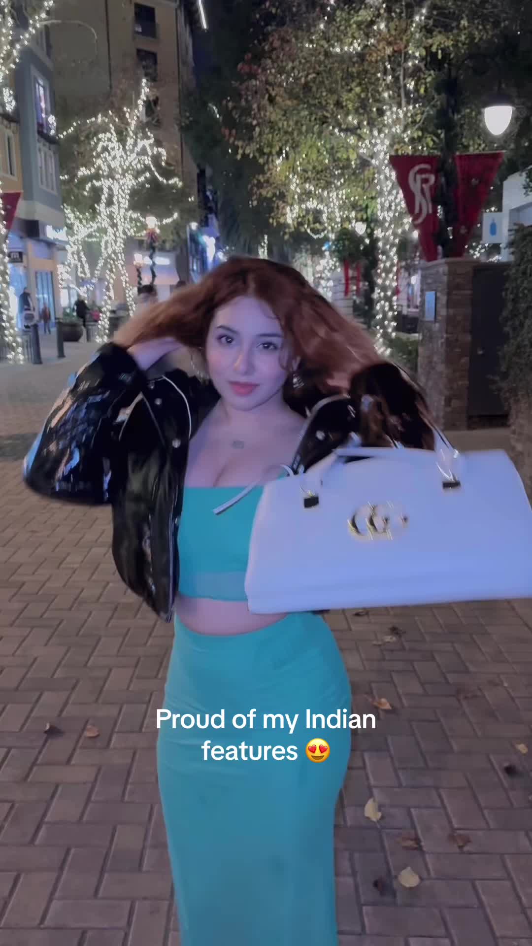 @Dee