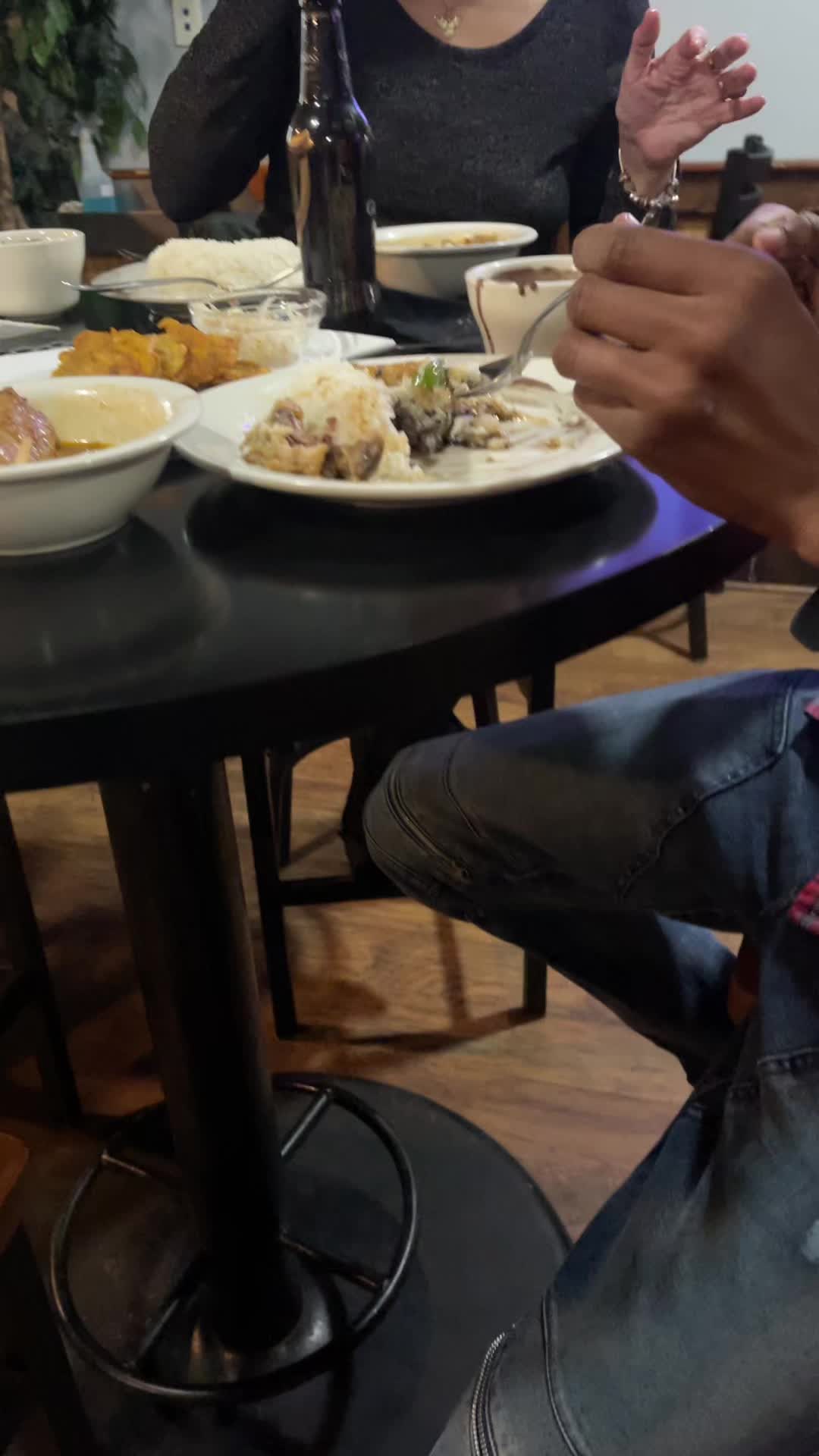 @CHEZ-ELLE RESTO