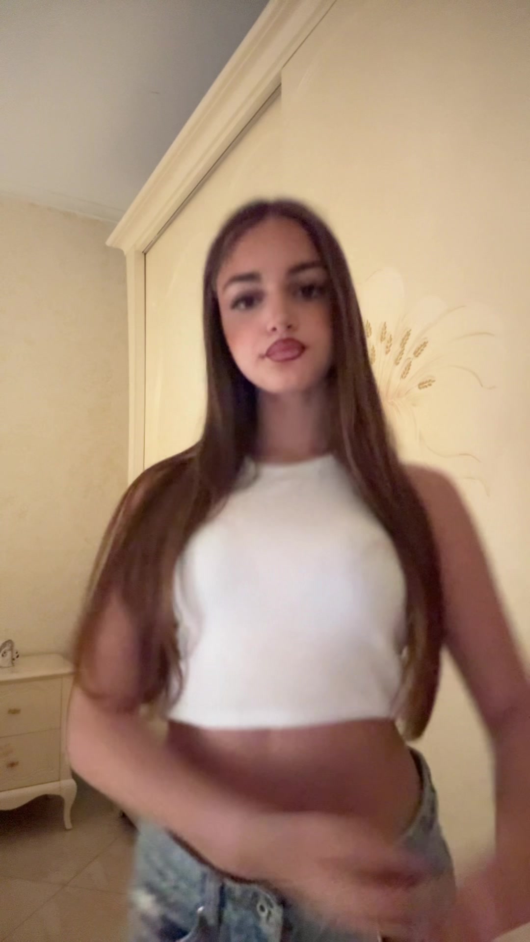 @𝒞𝒮