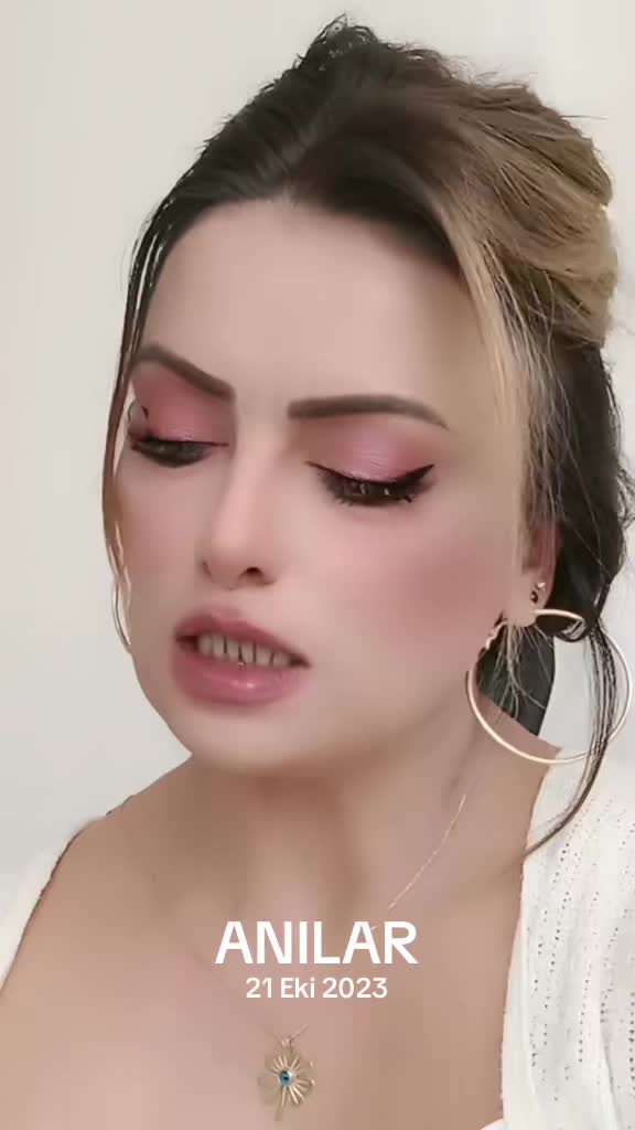 @Yalan dünya🥀