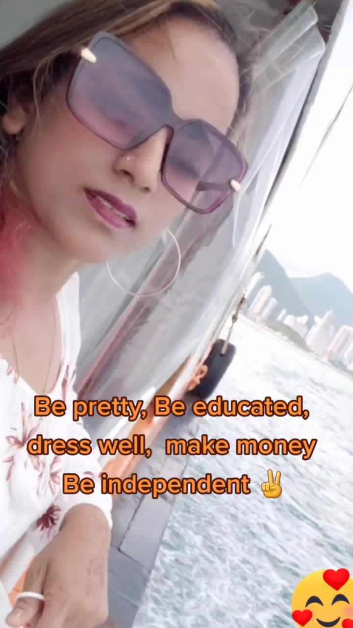 @Naina Hossain (one Queen 👑)