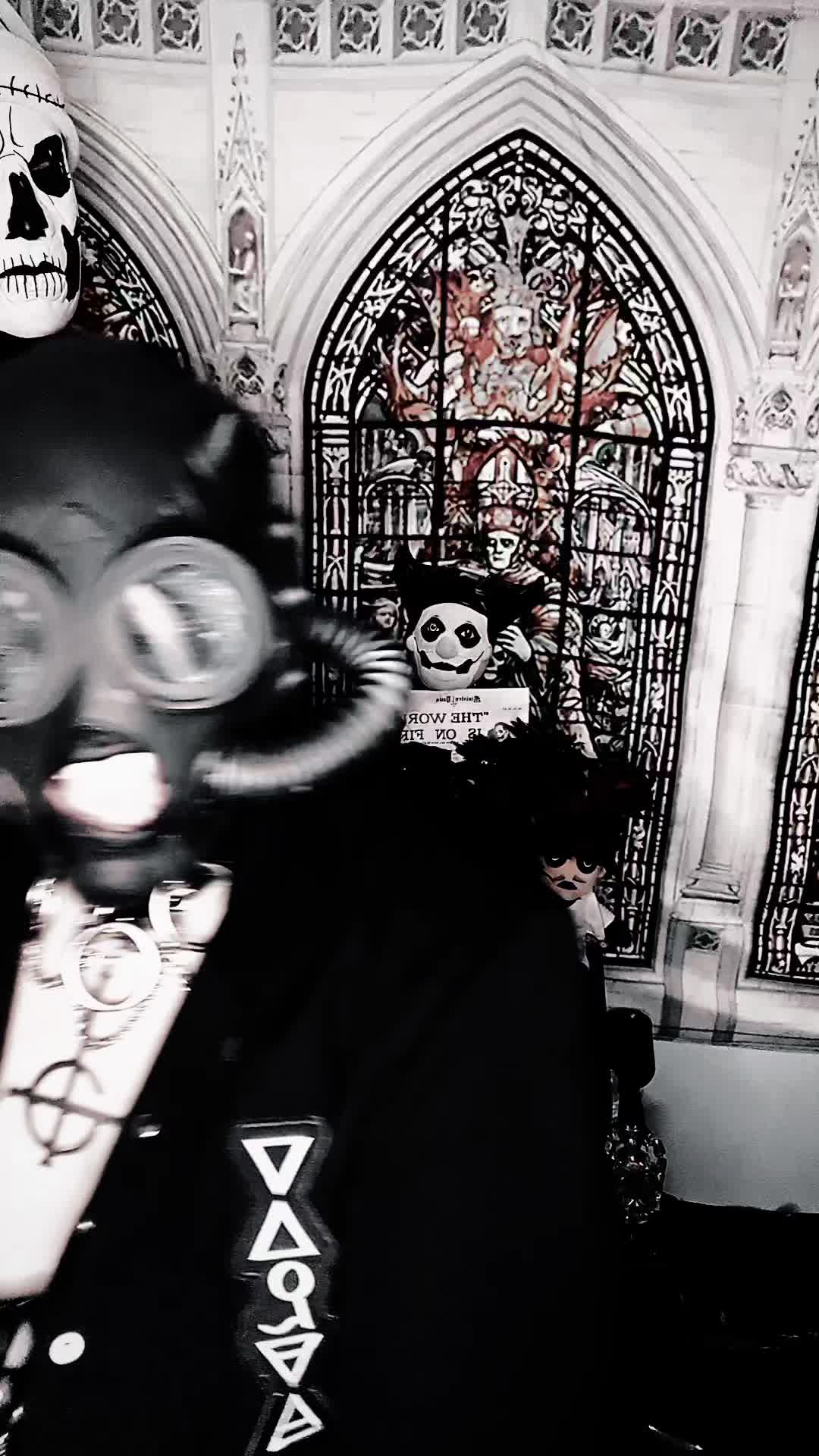 @𖤐🜏GoldenBabyfangsGhuleh🜏𖤐