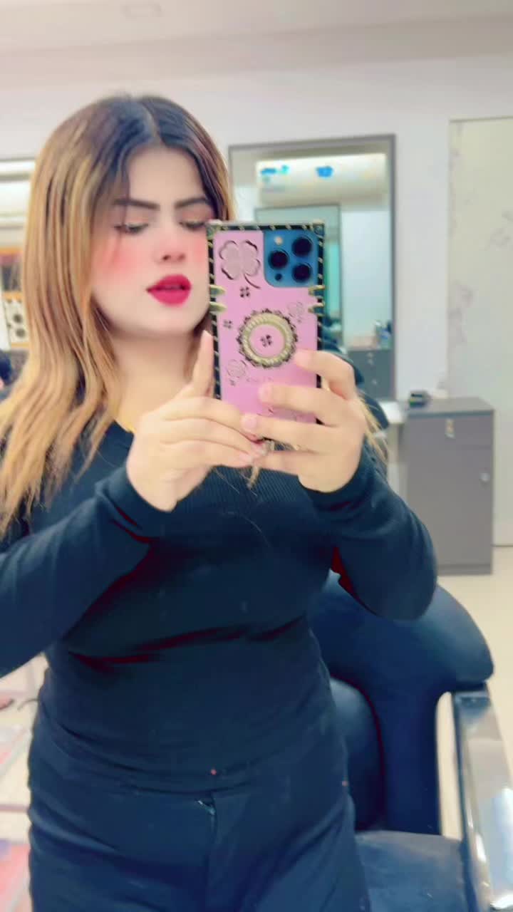 @BaRbY🥀NiSi