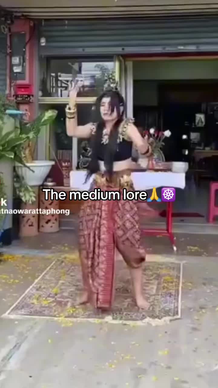 @Monnie