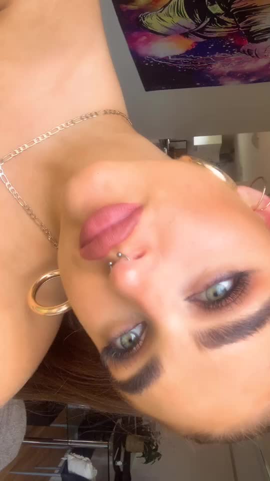 @Queefqueen