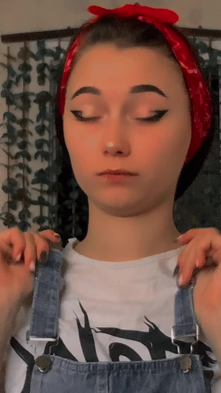 @👑