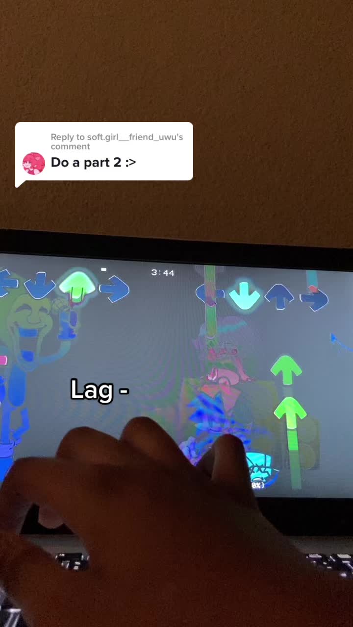 @😐